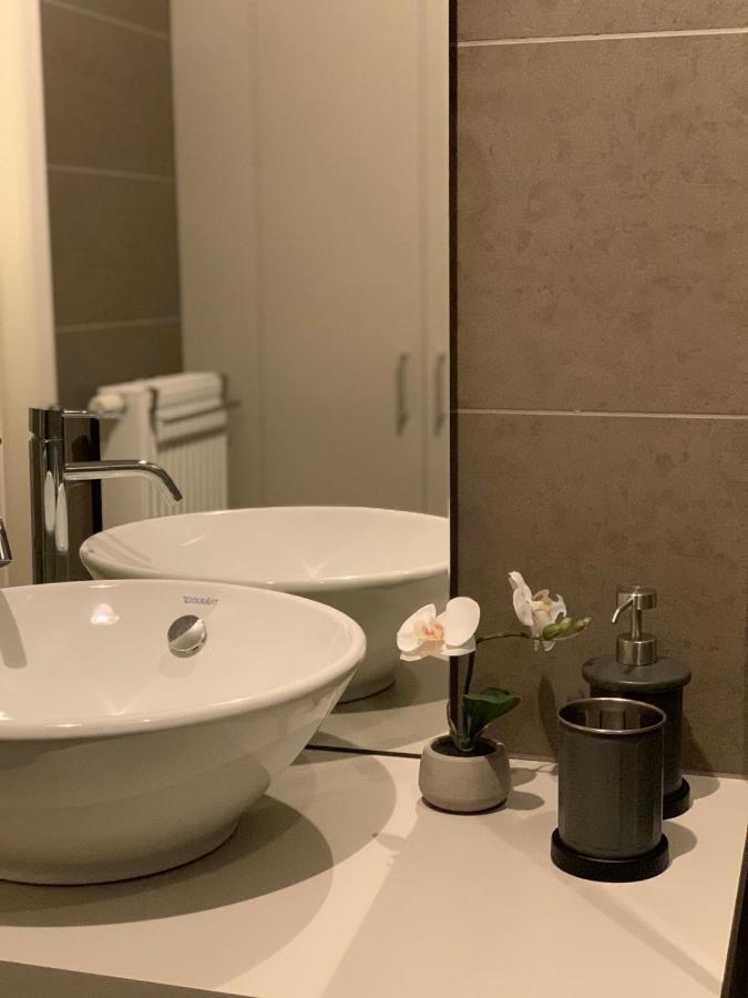 Moderne Appartement Aan Zee オステンド エクステリア 写真